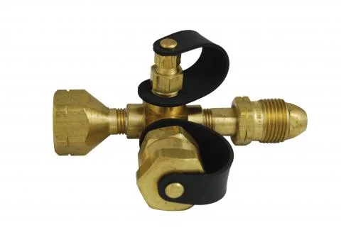 ME420P – AP PRODUCTS Propane Adapter Fitting, Tee Style Male POL (Prest-O-Lite) Inlet x 1/4 Inch Female Inverted Flar...